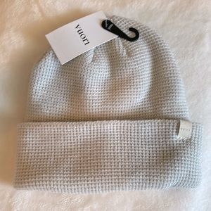Vuori grey beanie winter hat, new with tags